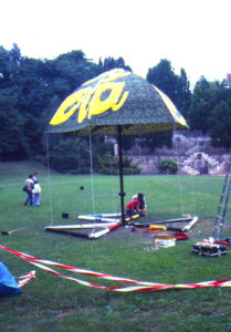 Vito Acconci | Umbrella. 1982. Documenta 7